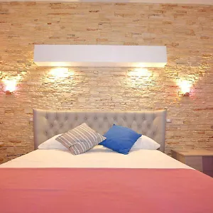 Bed & Breakfast Princess Rooms Avola, Avola